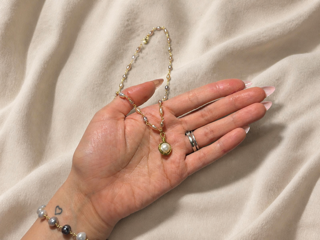 Lavendar Pearl Choker