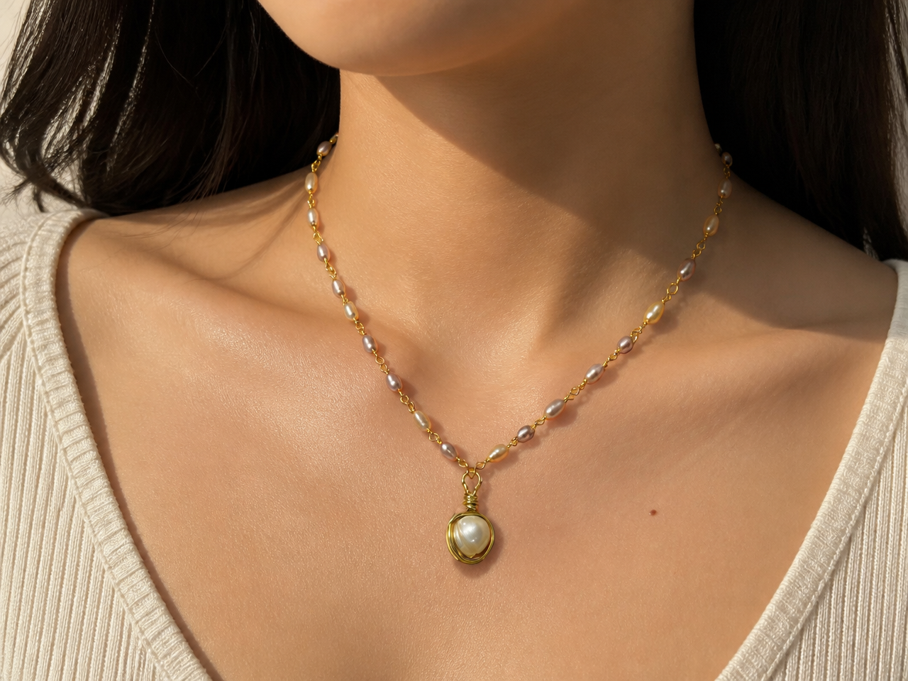 Lavendar Pearl Choker